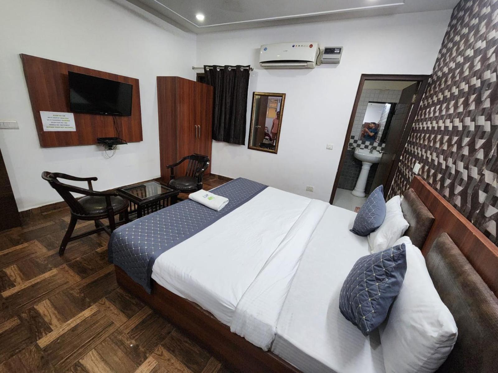 Hotel Aerotech Near Delhi Airport New Delhi Eksteriør bilde
